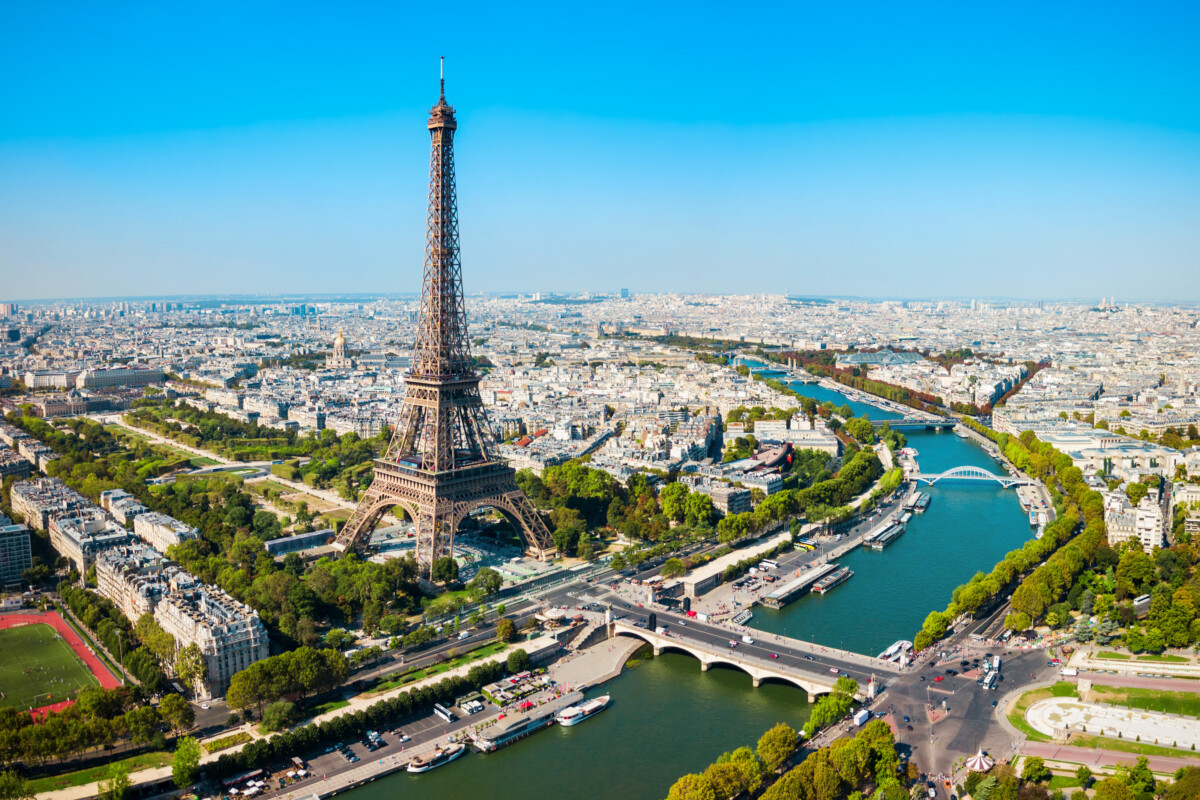 Tháp Eiffel Paris – Ưu đãi Vietnam Airlines Việt Nam ⇄ Pháp