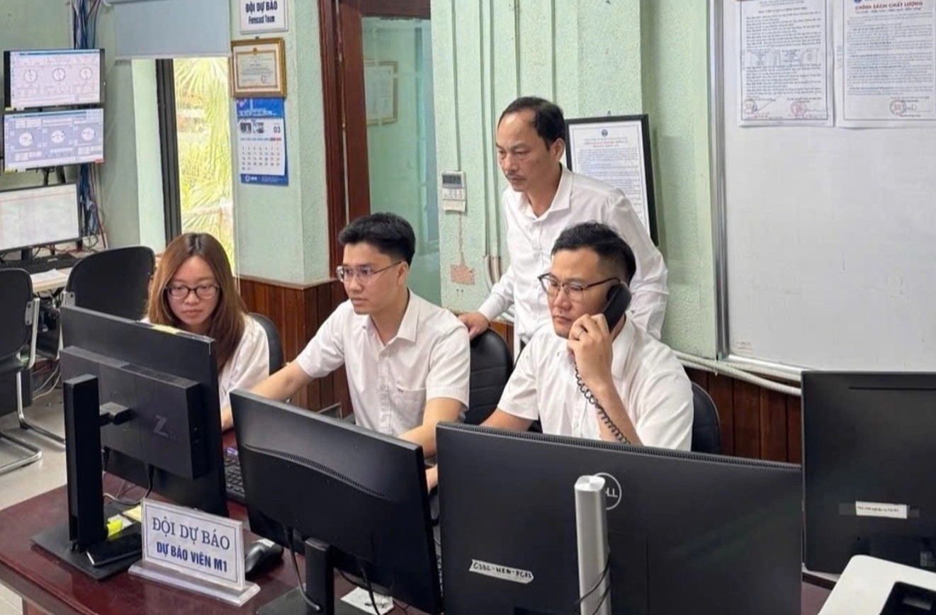 Điều hành bay tại sân bay Nội Bài