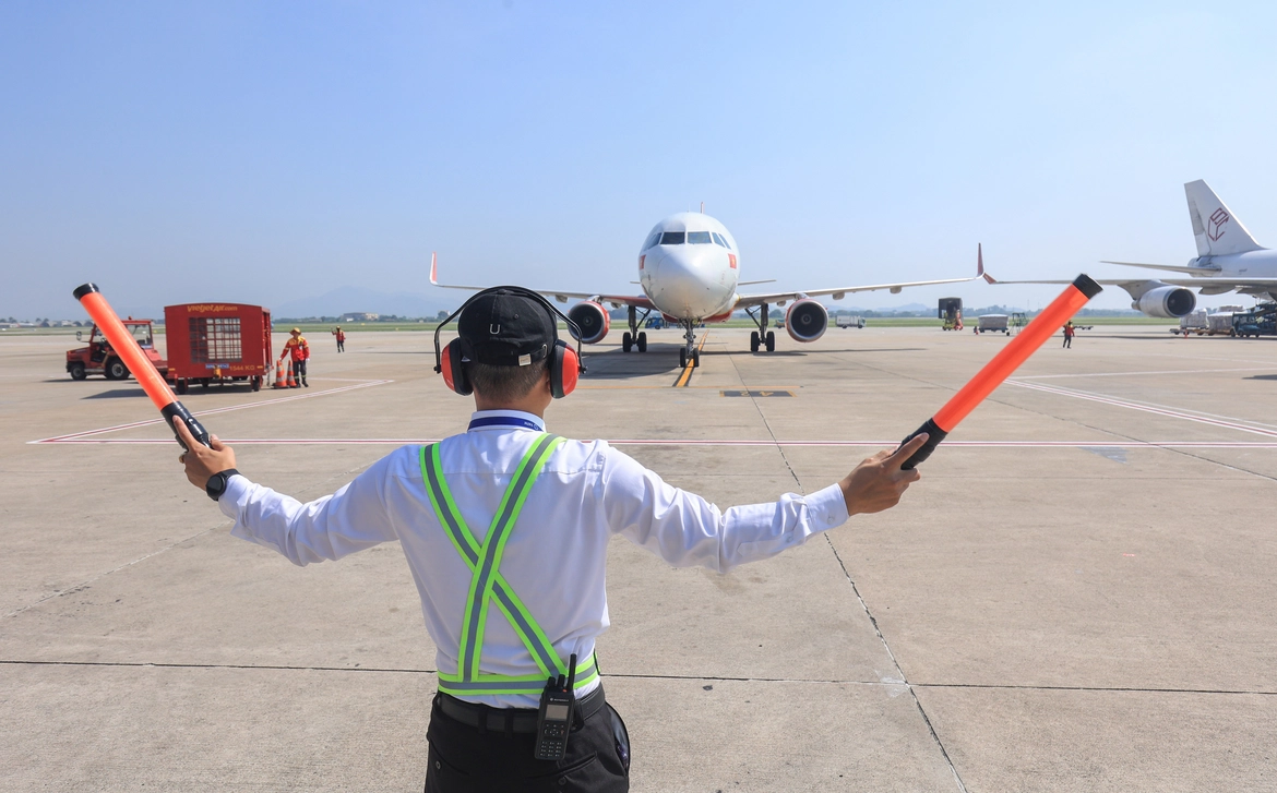 Biến đổi khí hậu và ngành hàng không