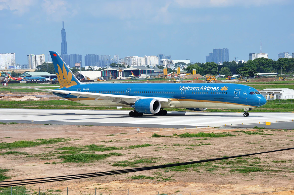 Vietnam Airlines điều chỉnh lịch bay giữa Việt Nam và Jakarta do tro bụi núi lửa Krakatau