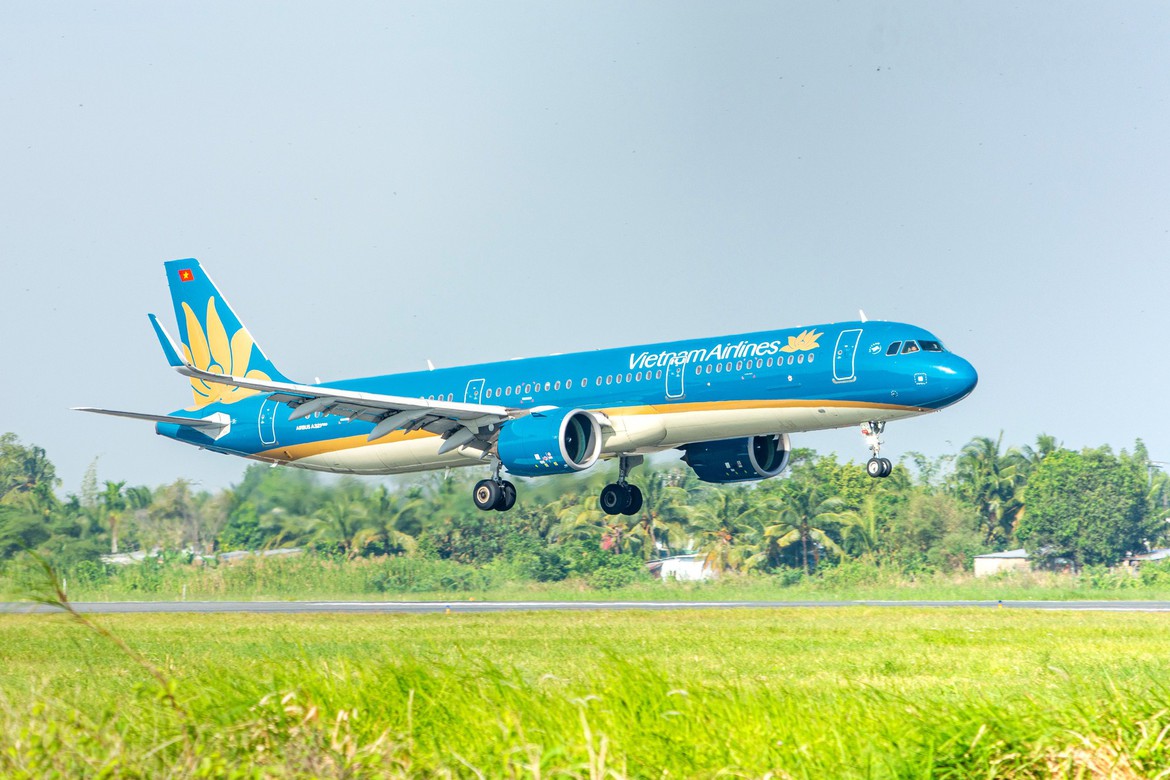 Máy bay Airbus A321 của Vietnam Airlines khai thác đường bay Đà Nẵng – Singapore